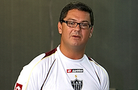 Arquivo:2009 RogérioMicale.jpg