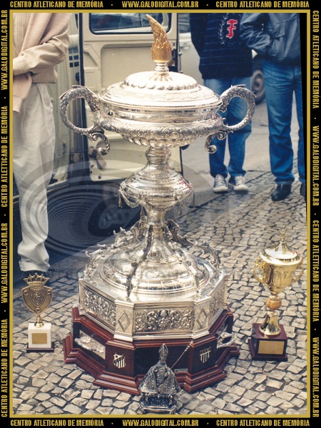 Arquivo:1990 TrofeuRamondeCarranza.jpg