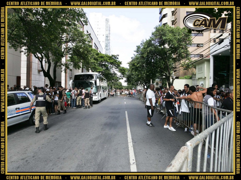 Arquivo:20110122-CampanhadeDoacoes-02 1000.jpg