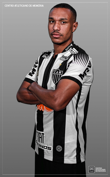 Arquivo:Leandrinho-lecoq.png